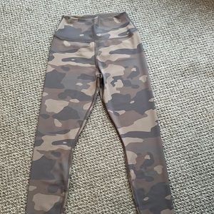 ALO Yoga High Waist Vapor Leggings: Putty WORN ONCE